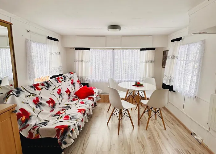 Vakantiehuis Domek Andrzejowka Pod Snieznikiem Jacuzzi 1 Na Dzialce *